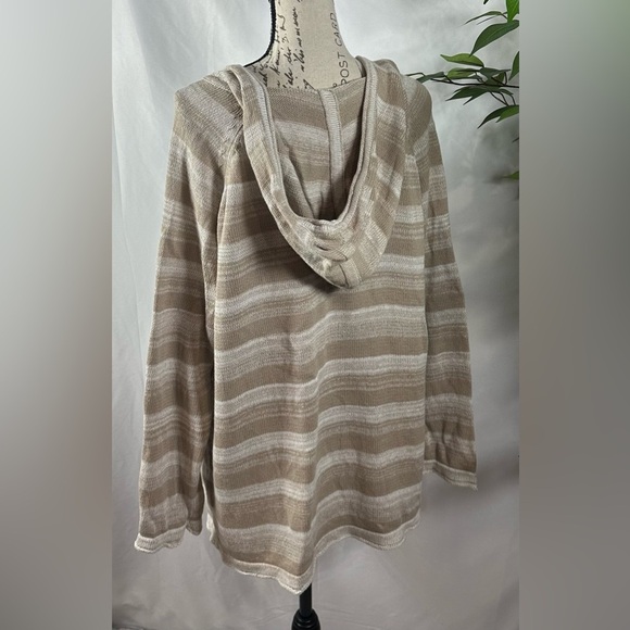 Cozy Beige Striped Hooded Tunic 🌴☀️ - Picture 6 of 11